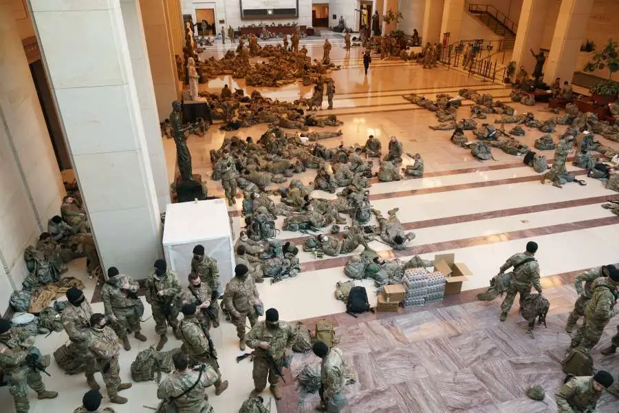 National Guard troops photographed sleeping on marble floors of Capitol ...