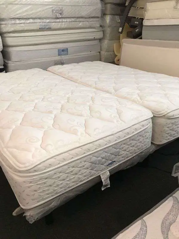 Sleep Number 5000 twin XLs with tempurpedic adjustable bed ...